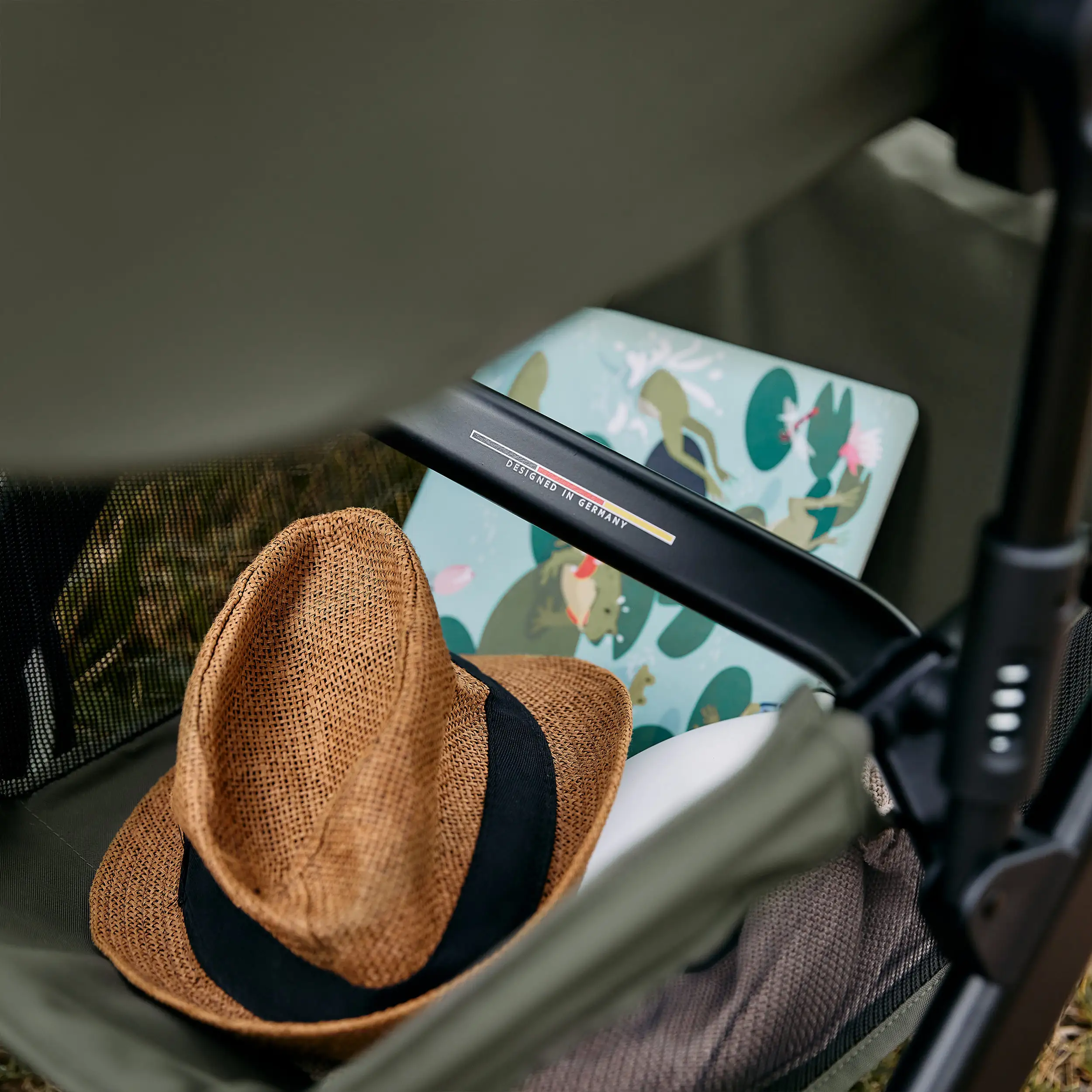 Kombi-Kinderwagen Salsa 5 Air  inkl. Wickeltasche Urban, Moskitonetz, Regenschutz - Avocado