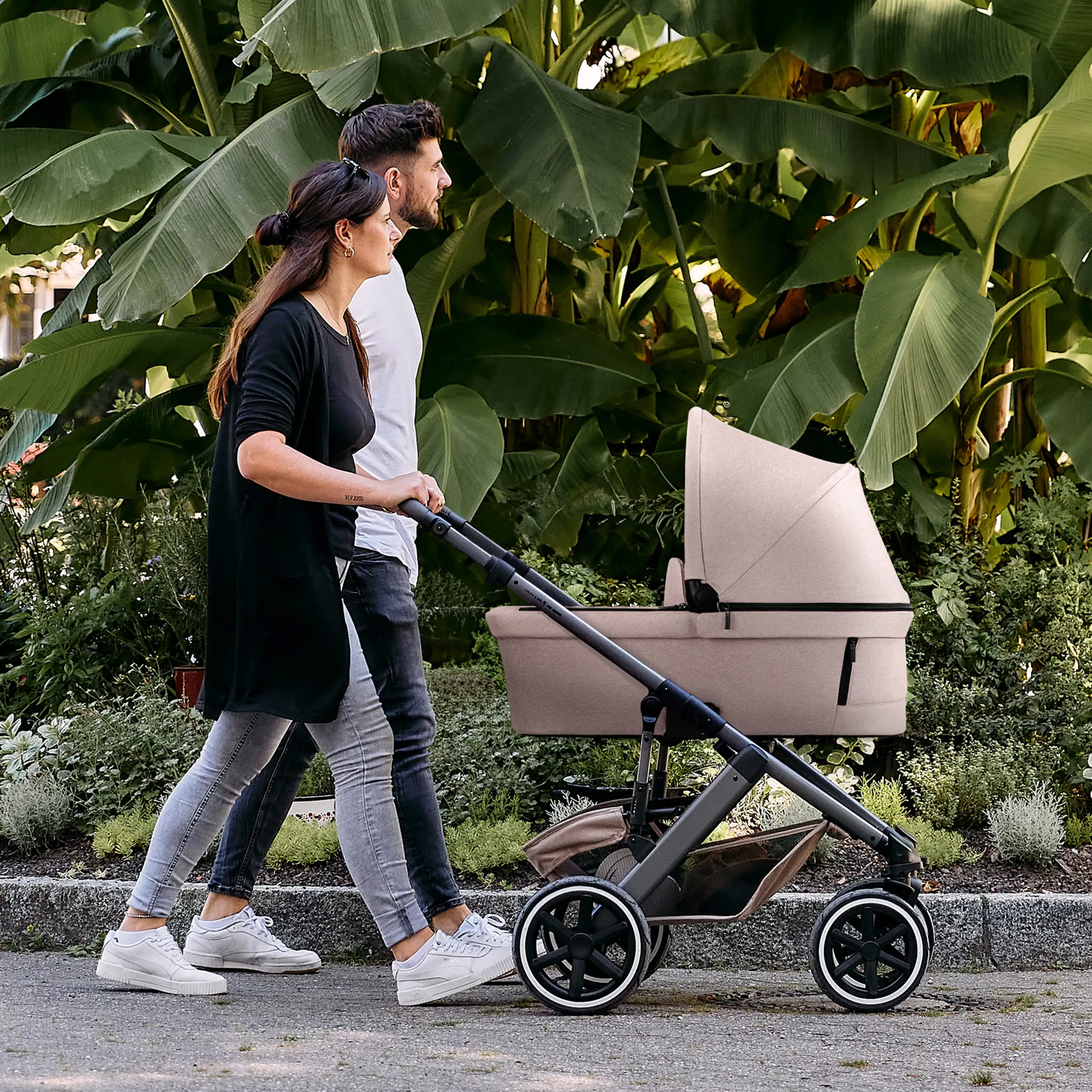 4in1-Kinderwagen-Set Salsa 5 Air inkl. Babyschale Calla mit Liegefunktion - Camel